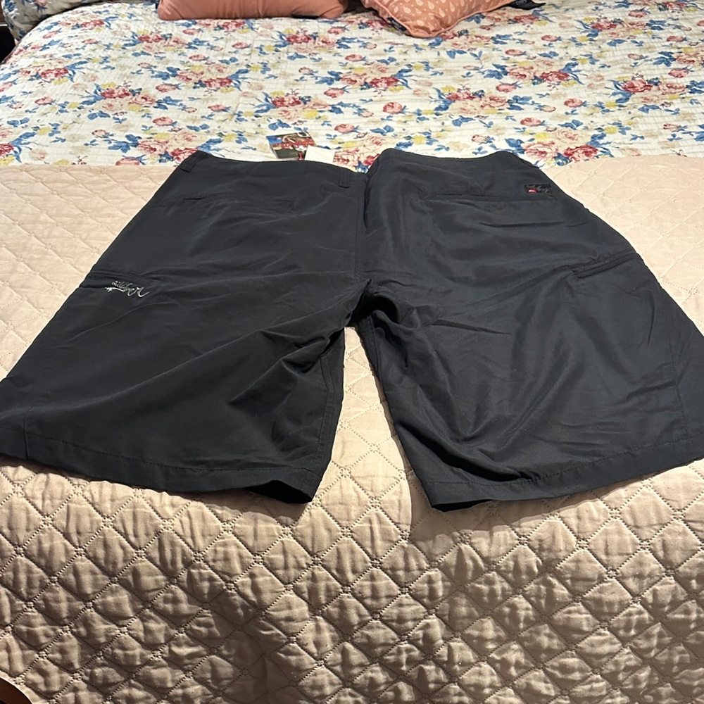 Quiksilver navy blue Men's Crunk shorts